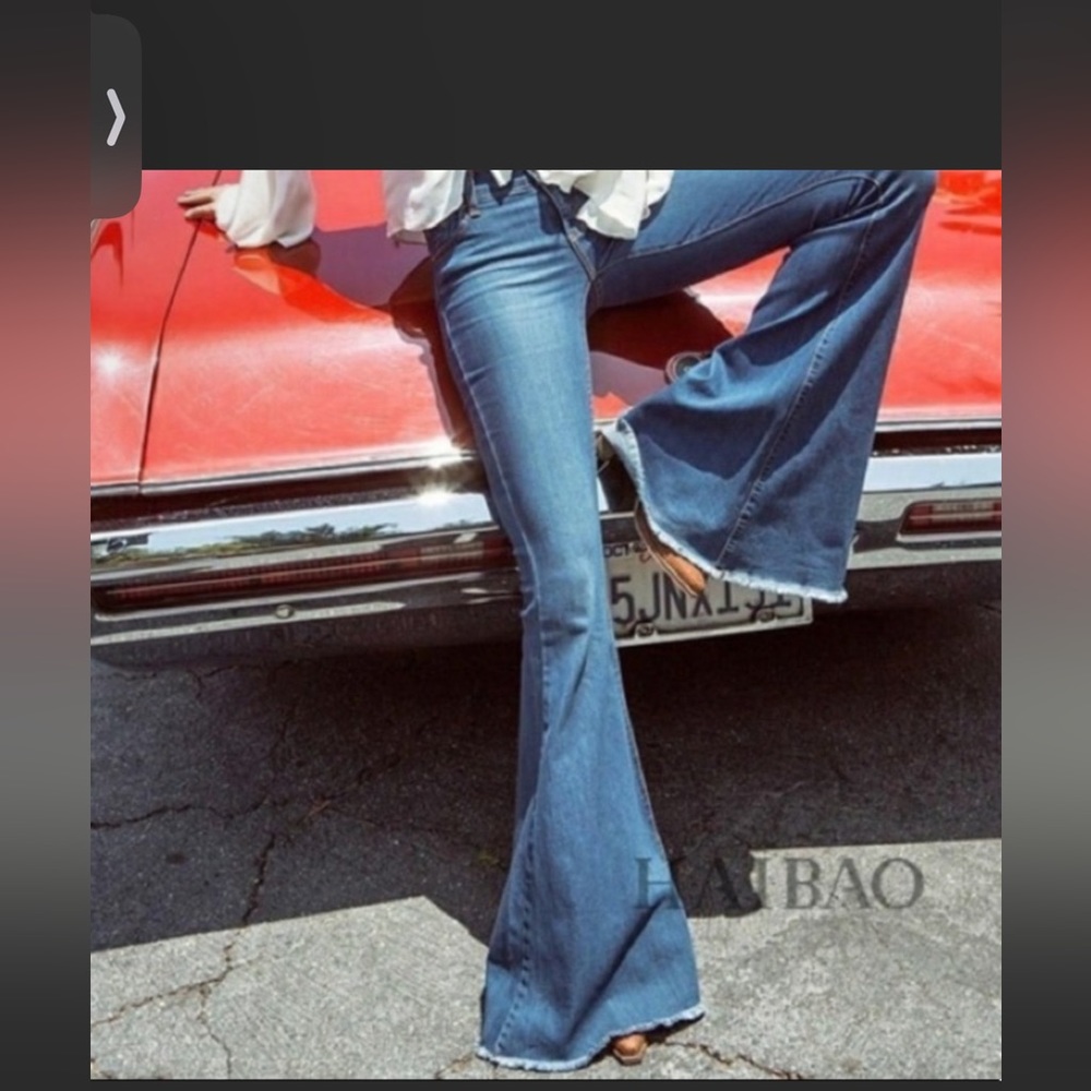 AC for AG PREMIUM Jeans Chung/Adriano Goldschmied Frayed Hem Flare